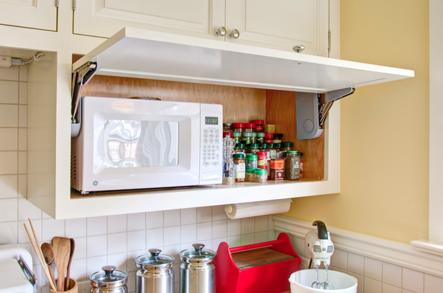 Las mejores puertas para esconder el microondas en la cocina